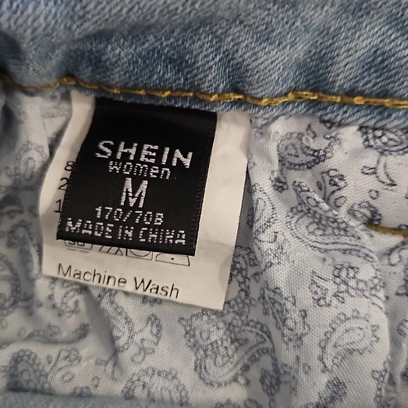 Shein Graphic 1999 Buterfly High Rise Skinny Jeans Size Medium - Picture 3 of 11